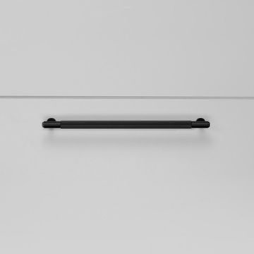 Ручка скоба Buster + Punch Pull Bar Linear Black