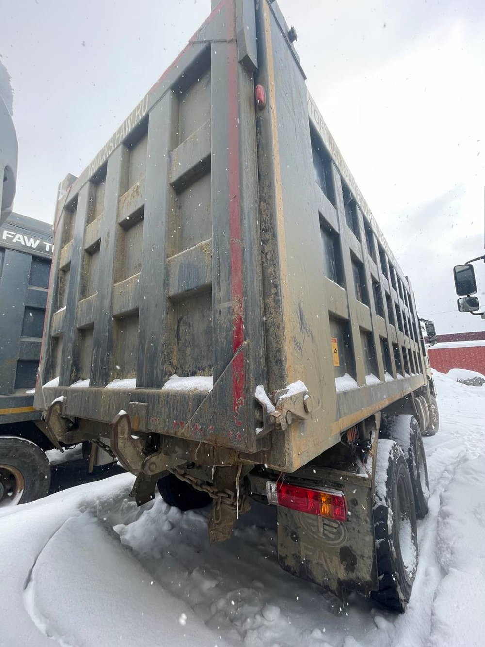 FAW J6 6x4 Самосвал CA3250P66K24T1E5 (Дизельный, 11,1 л, 390 л.с., МТ)