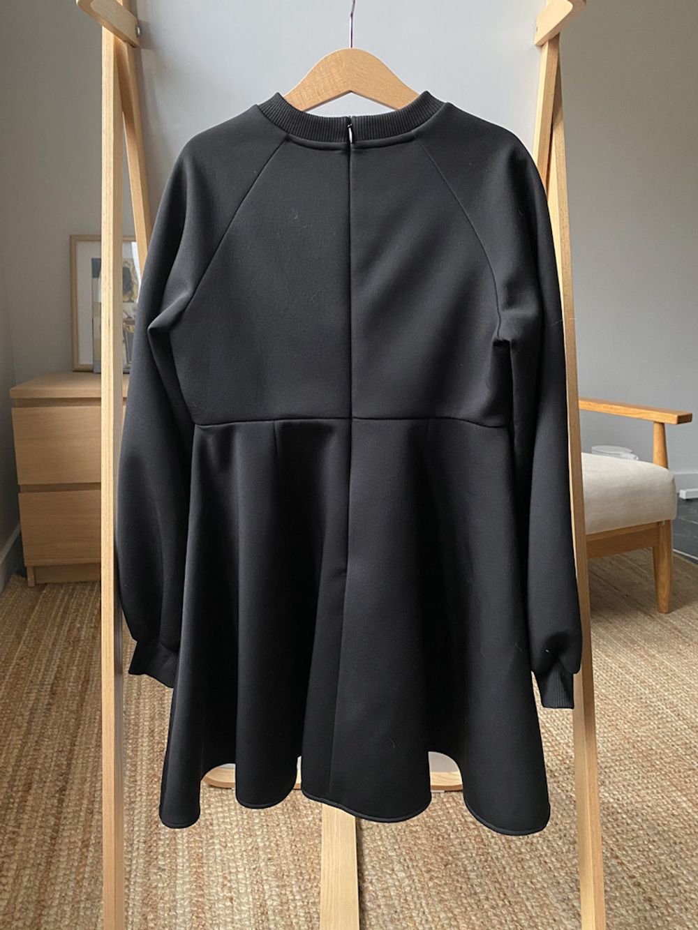 Новое платье Dolce&Gabbana, 140