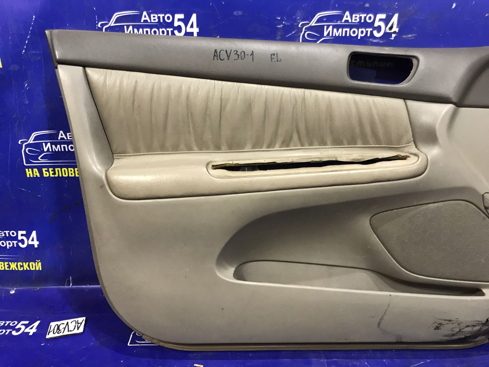 Обшивка двери TOYOTA CAMRY 2002