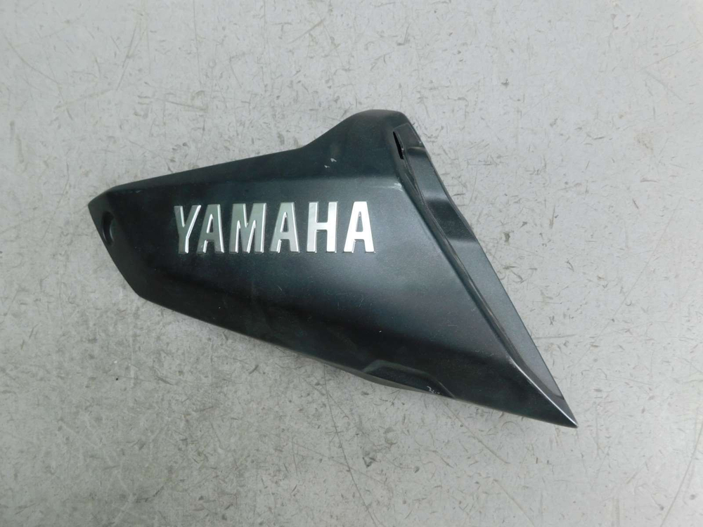 Пластик боковой правый Yamaha MT-09 2018 BS2-2137X 031952