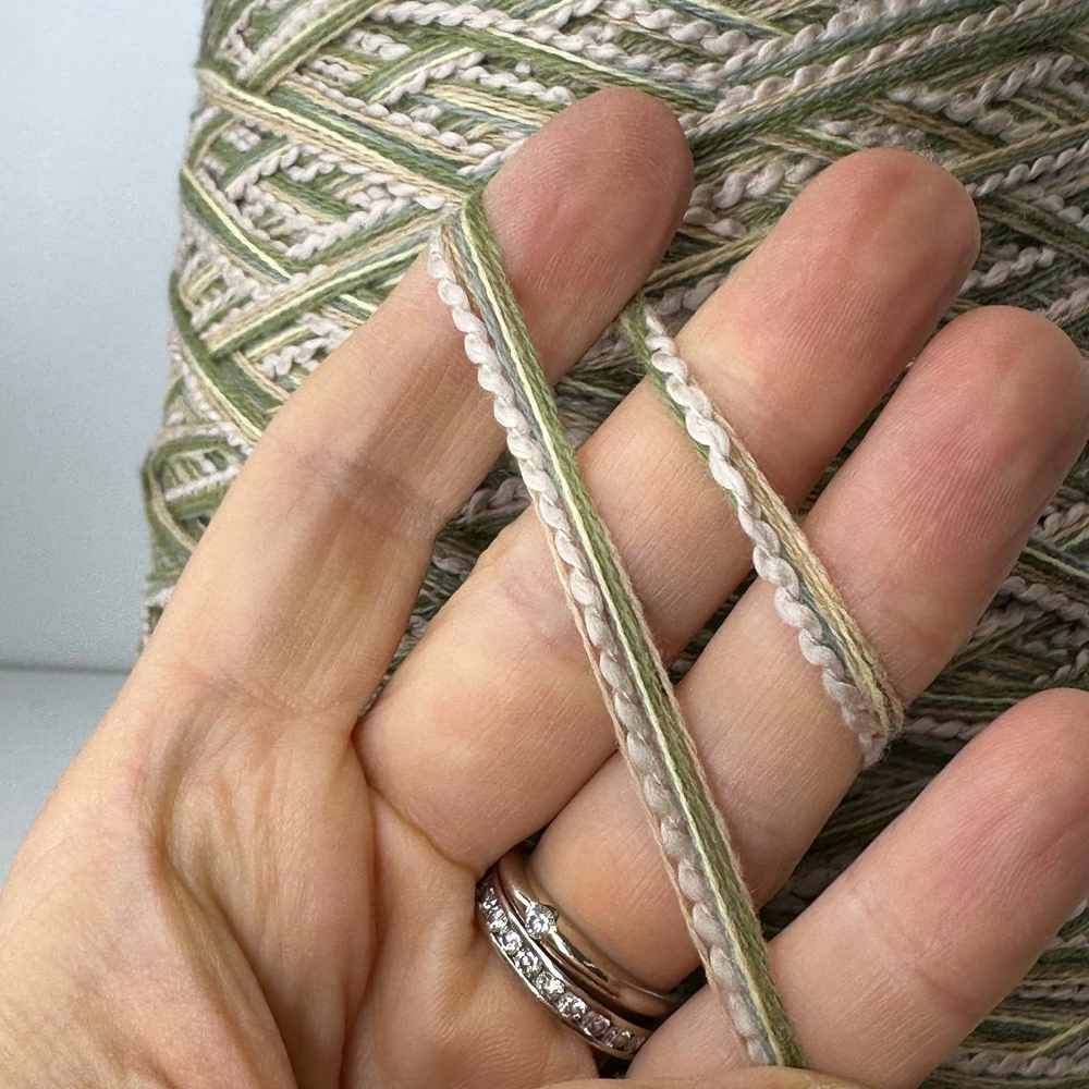 MVS-02 - Vimar; 59% кашемир, 41 хлопок; 130м/100гр; col.2verde/beige/giallo; цвет: бежево-зеленый