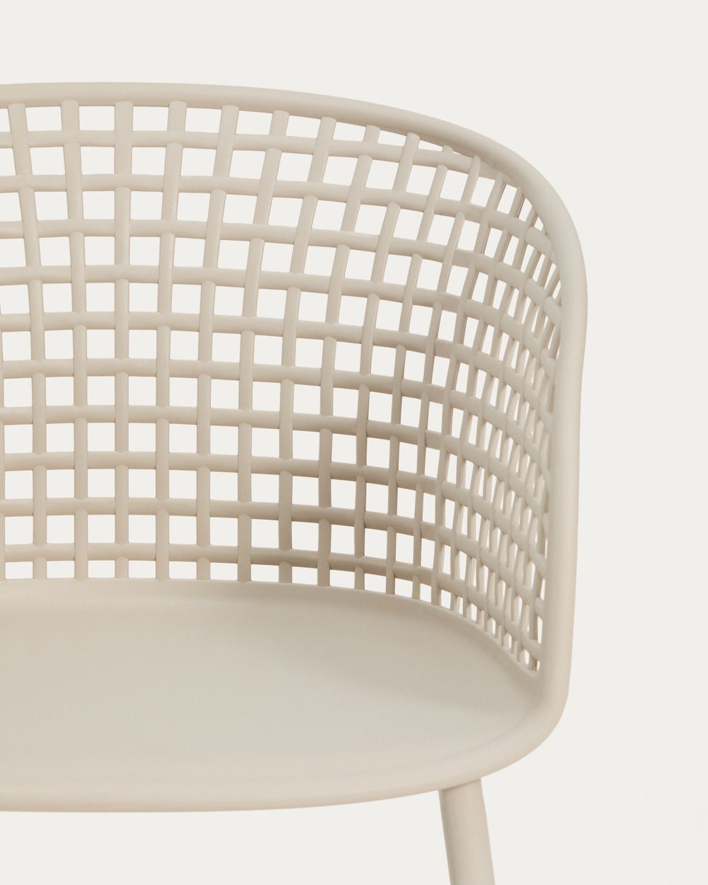 Уличный стул Tenaro из бежевого пластика и стали