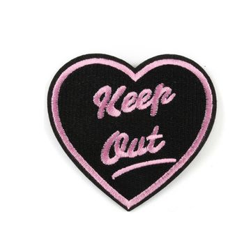 Нашивка термоаппликация на одежду и  на рюкзак. Keep out