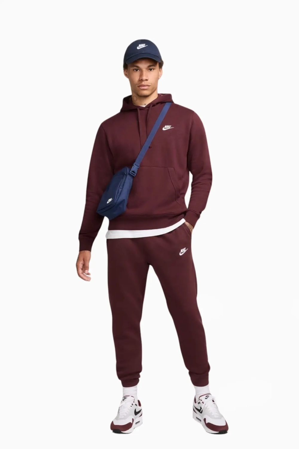 Nike Sportswear Club Jogger BV2671 652