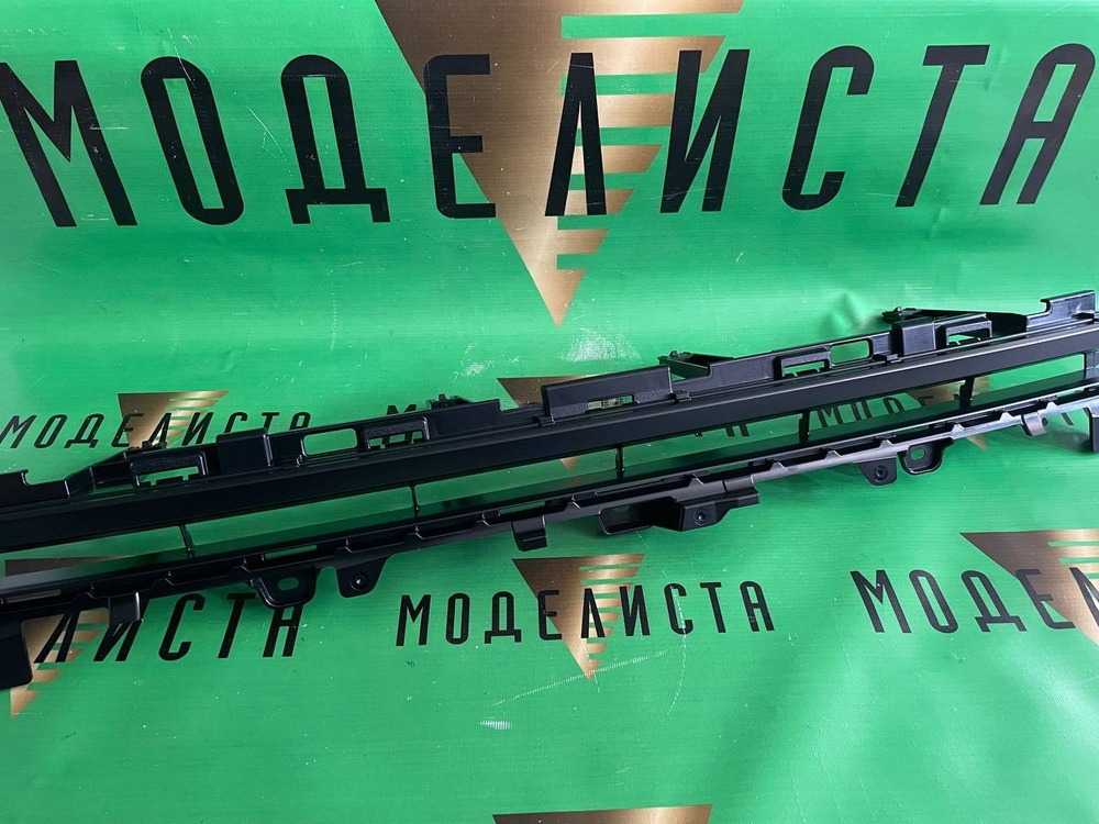 Решетка 5311160B60