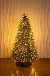 Искусственная елка Никольская 240 см., 100% литая хвоя, 600 теплых белых Led ламп, ЕлкиТорг (68240)