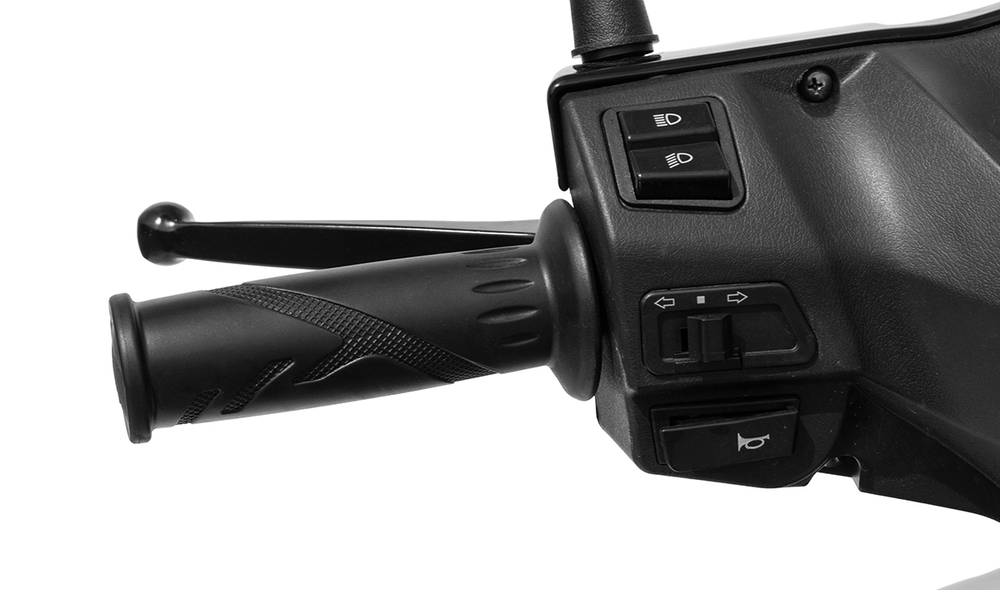Скутер Regulmoto EAGLE 50 (колёса R12) Белый/синий