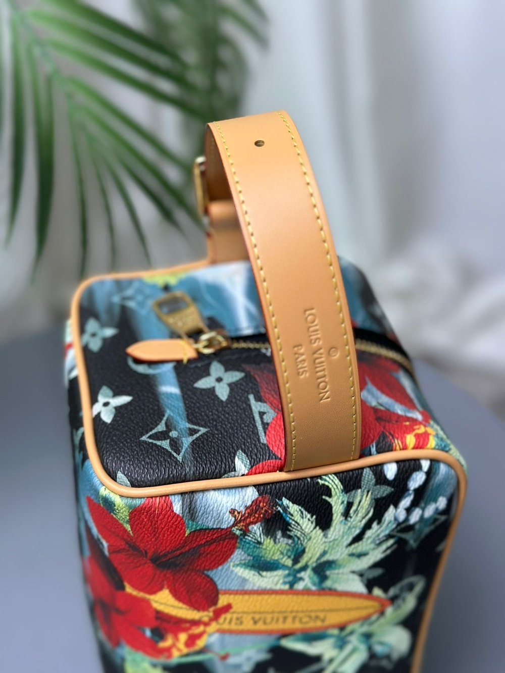 Несессер Louis Vuitton