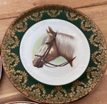 Винтажная коллекционная декоративная кабинетная тарелка с изображением лошади