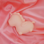 Персиковый клиторальный стимулятор 11см с режимом пульсации Unihorn Heart Throb UNIHT