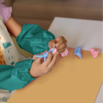 Фартук для творчества на завязках. Жираф