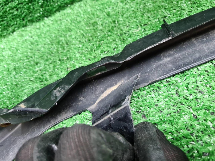 Бампер передний Lexus LS 5 (2017-2021)