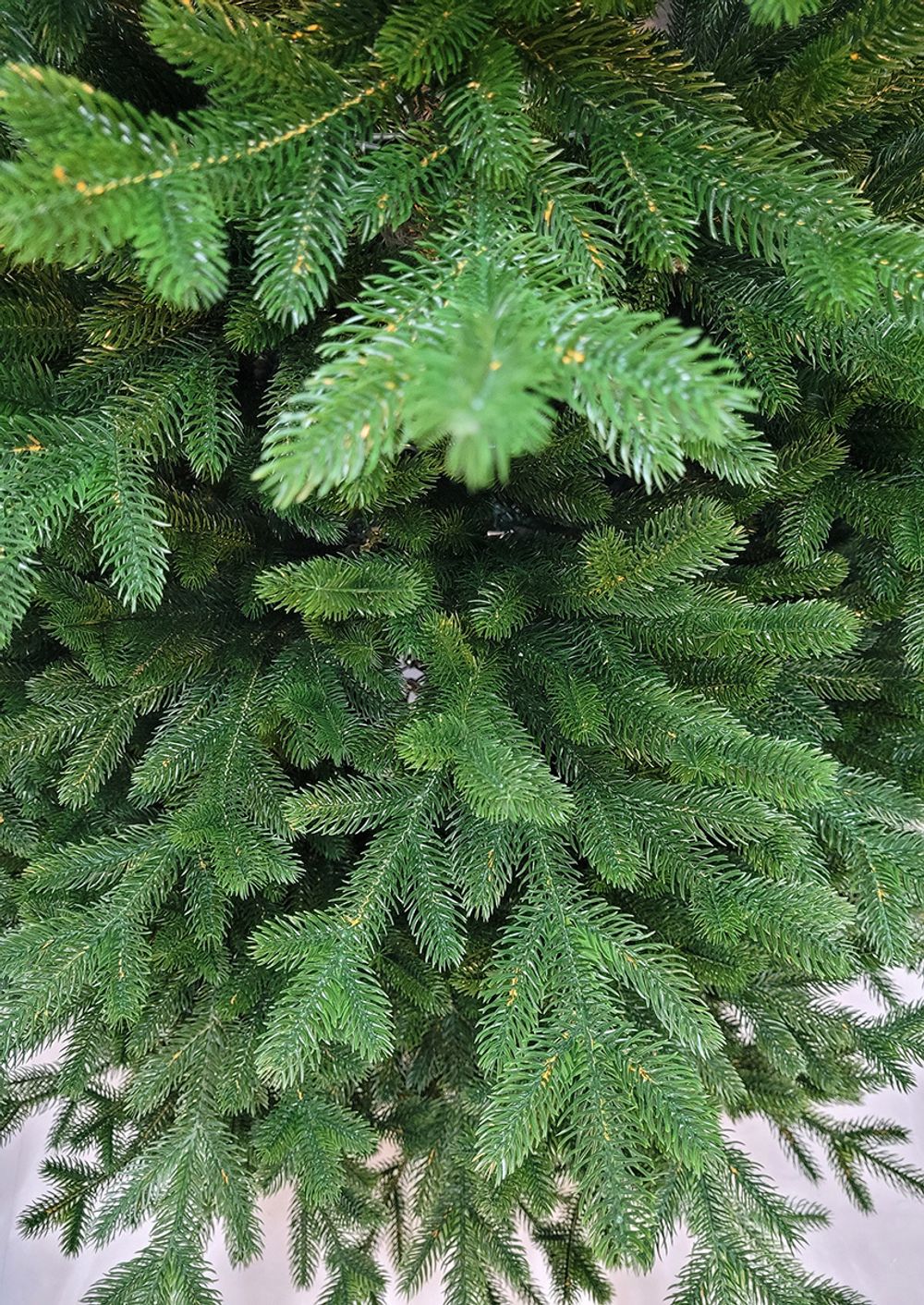Ель искусственная «Доминика» (Литая хвоя) 230 см / 2,3 м