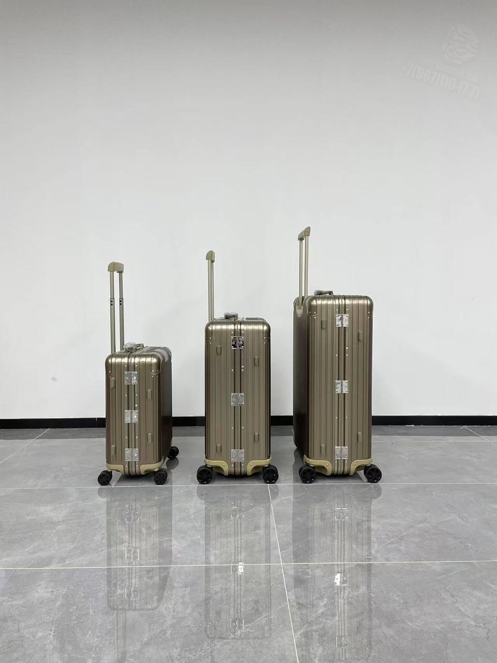 Дорожный чемодан Rimowa
