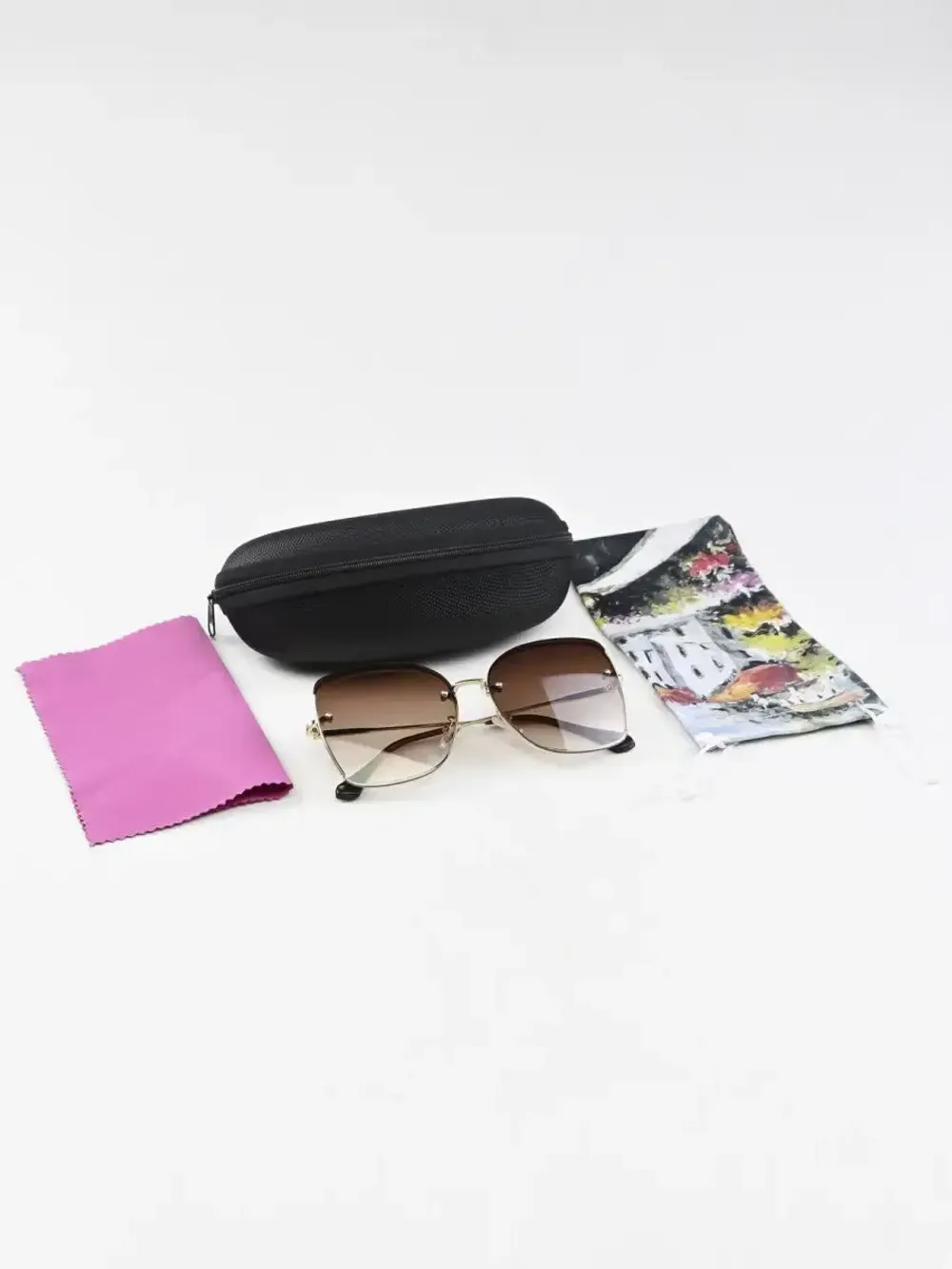 Солнцезащитные очки