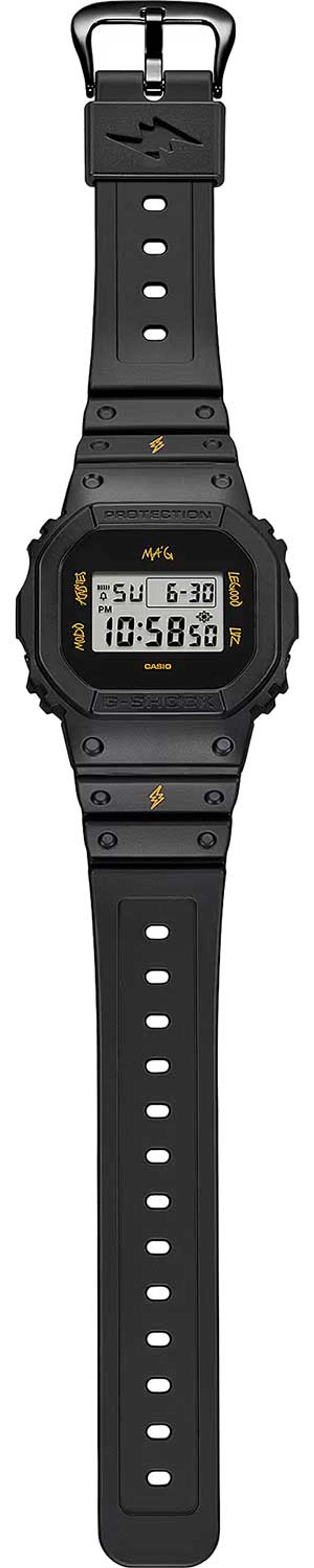 Часы Casio DWE-5600JB-1A9