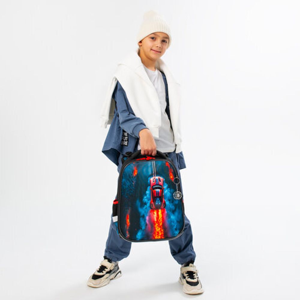 Ранец BRAUBERG PREMIUM, 2 отделения, с брелоком, "Foggy car", 3D-панель, 38х29х16 см, 273103