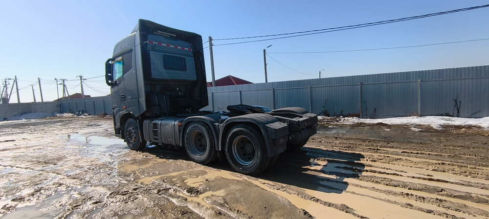 Foton AUMAN Galaxy 6x4 Седельный тягач BJ4259Y6DHL-12 (Дизельный, 12,9 л, 578 л.с., АТ)
