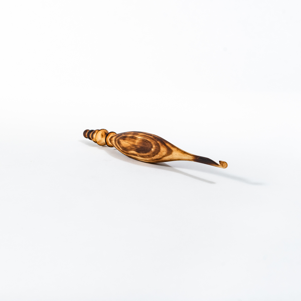 Деревянный крючок для вязания из древесины кедра 4.5 мм. K269