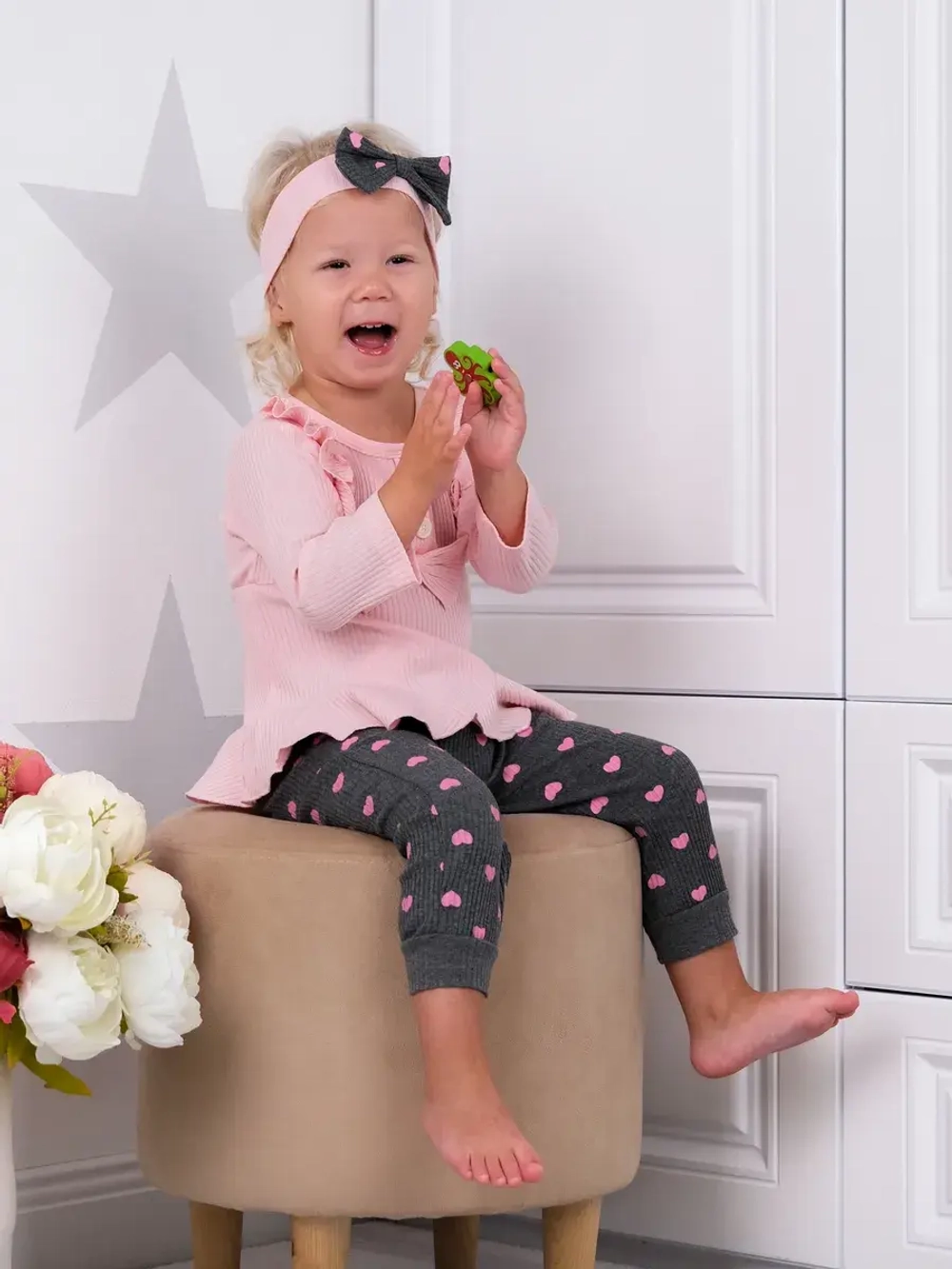 Летний костюм для девочки нарядный