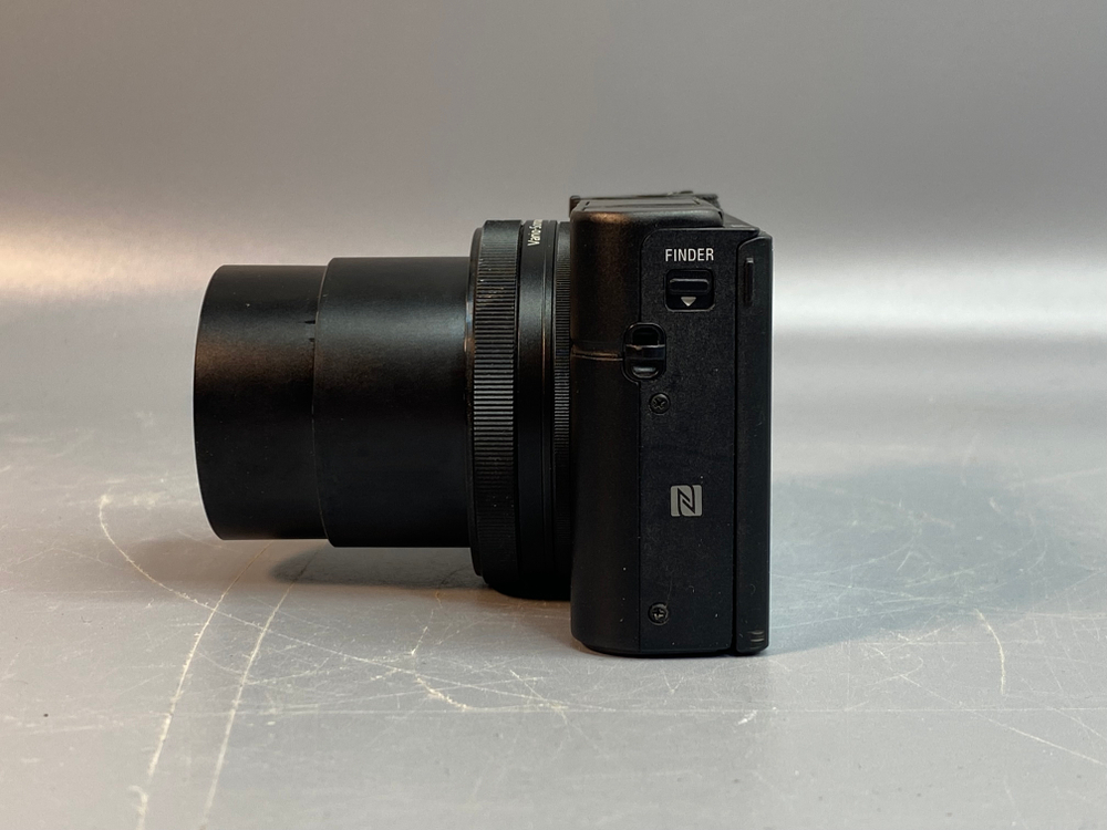 Sony DSC-RX100M3 Вспышка щелкает