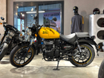 Royal Enfield Meteor 350 Fireball Yellow