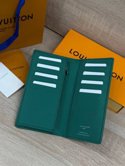 Кошелек Louis Vuitton