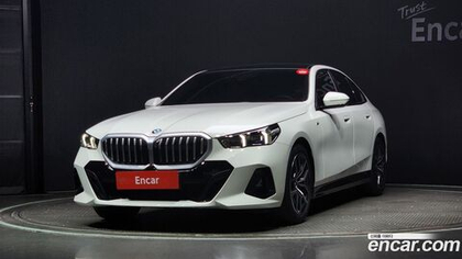 BMW 5 Series (G60) 520i M Sports (12.2023)