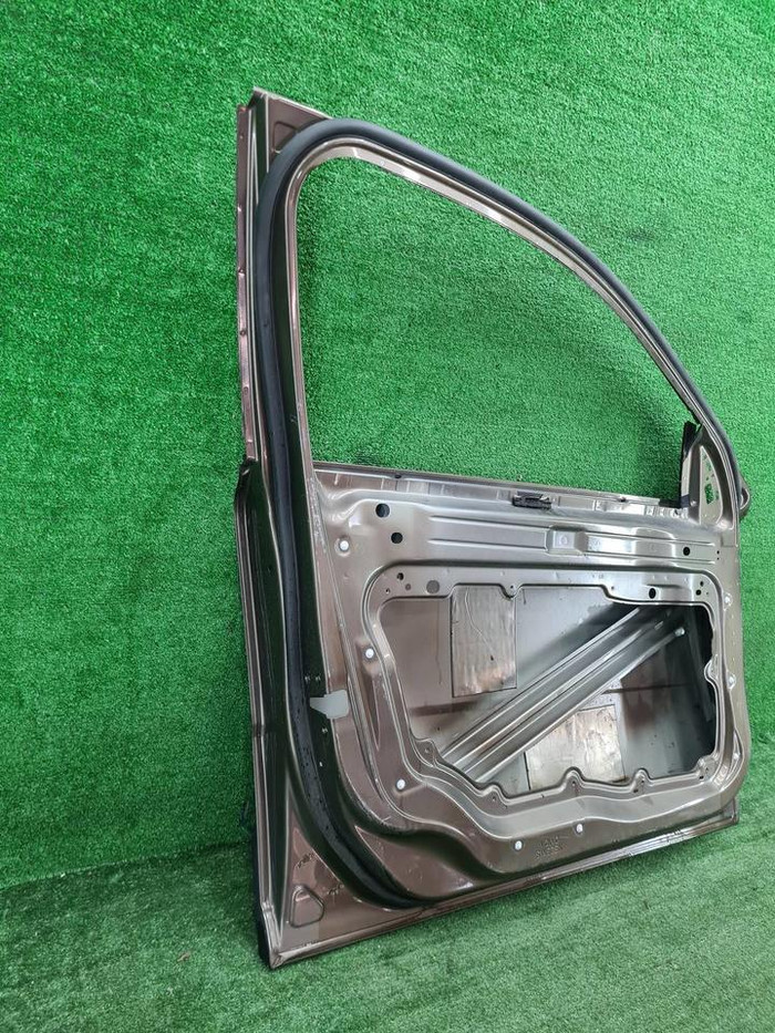 Дверь передняя левая Volvo XC70 2 (2007-2016)