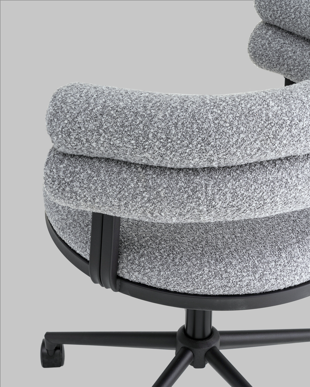 Стул офисный Ponty серый чёрные ножки