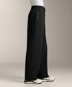 OYSHO Водонепроницаемые брюки прямого кроя, черный