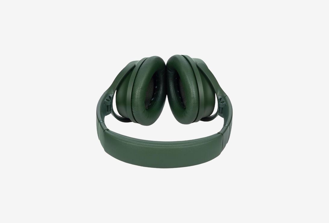 884367-0300_0326326101150