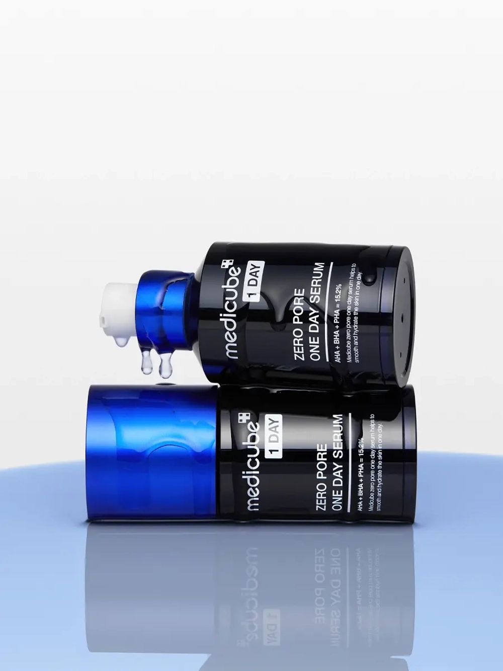 Medicube Сыворотка с 15.2% комплекса кислот для сужения пор Zero Pore One Day Serum 30 мл