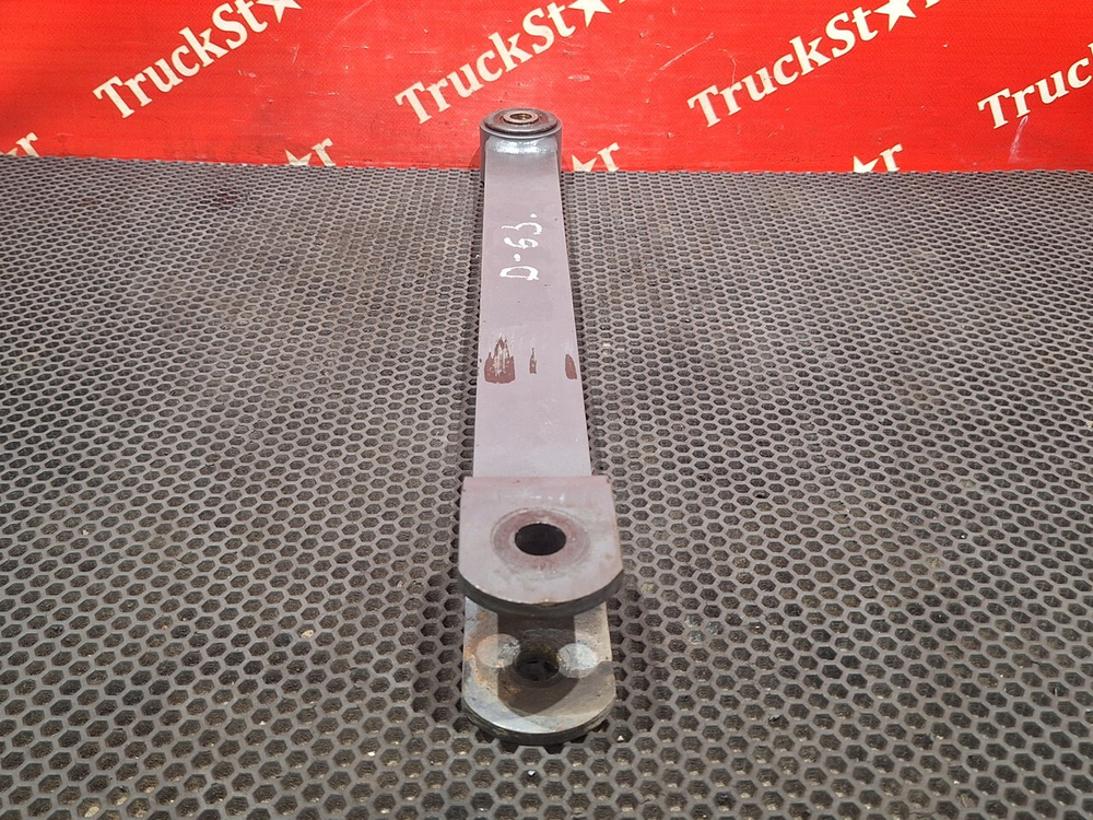 Стойка переднего стабилизатора 2018г