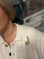 Новогодняя брошь карамельная трость биколор