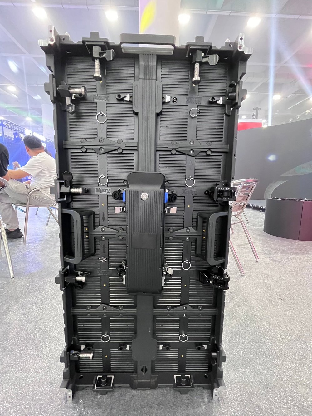 R/Cabinet 500×1000 мм Indoor — прокатный кабинет LED экрана KA серии