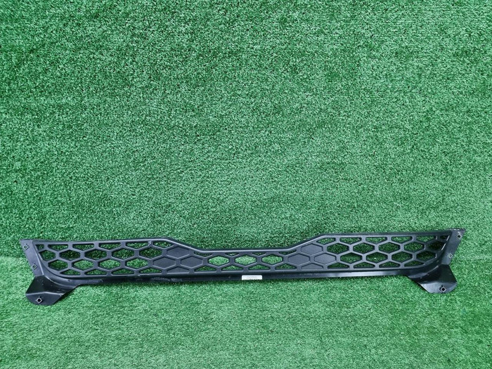 Решетка переднего бампера Shacman X3000 (22-нв)