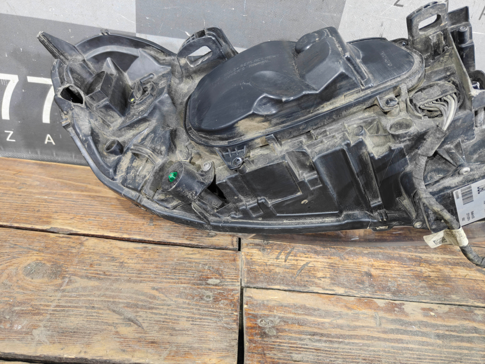 Фара левая ксенон Volvo XC60 1 13-17 Б/У Оригинал 31420257