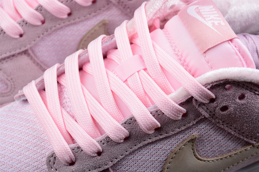 Nike Dunk Low Teddy Bear