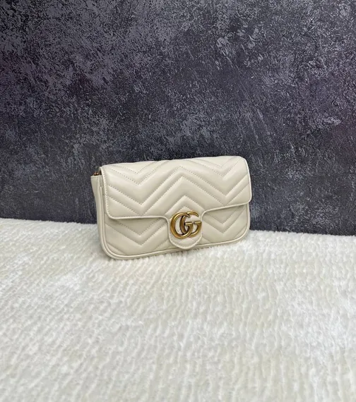 Мини-сумка Gucci GG Marmont белый