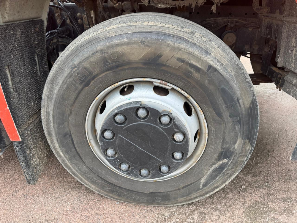 Shacman (Shaanxi) SX* 6x4 Седельный тягач SX42584V324 (Дизельный, 11,6 л, 423 л.с., МТ)