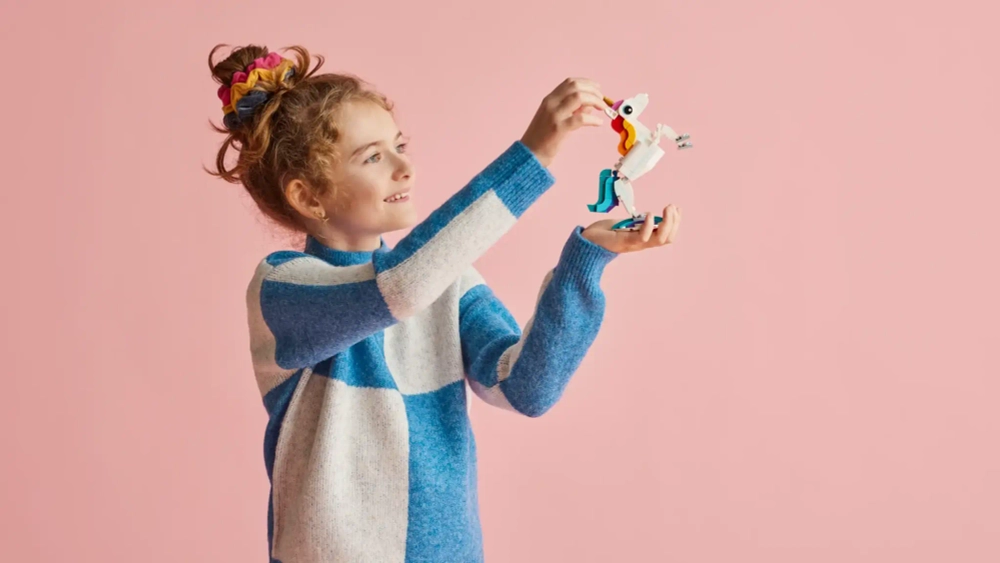 Конструктор LEGO Creator 3in1 31140 Волшебный единорог