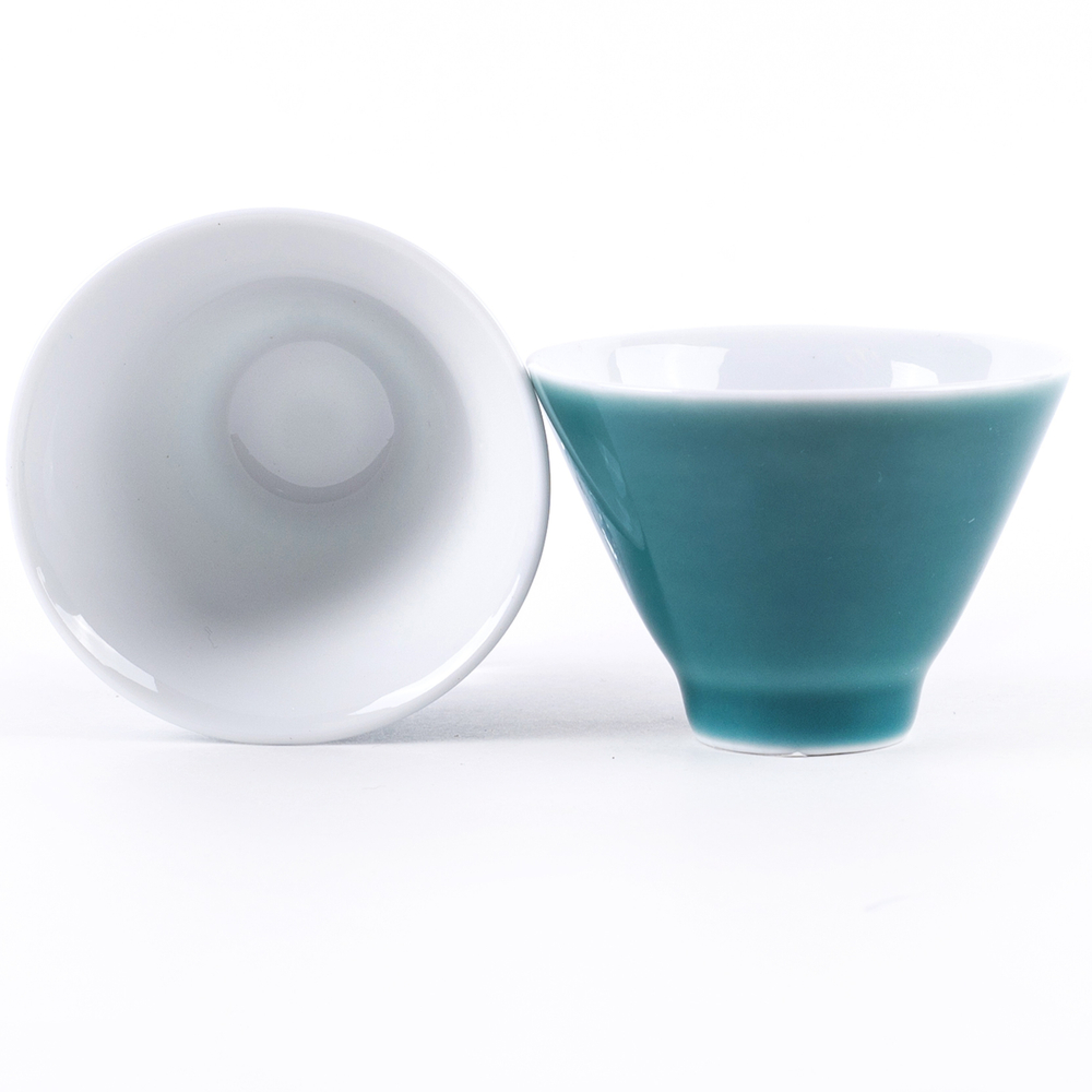 268117.3 Пиала СЕЛАДОН "Конус" 55 мл d=6.5см, h=4.5 см без рисунка, селадон фарфор