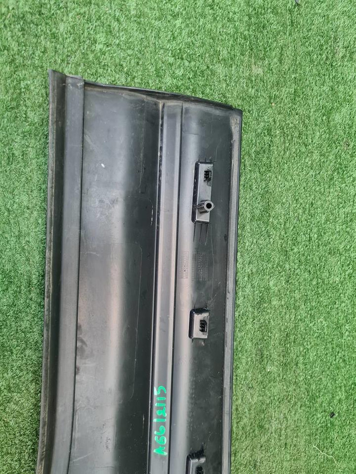 Накладка двери зад. правая Mercedes GLB X247 19-нв