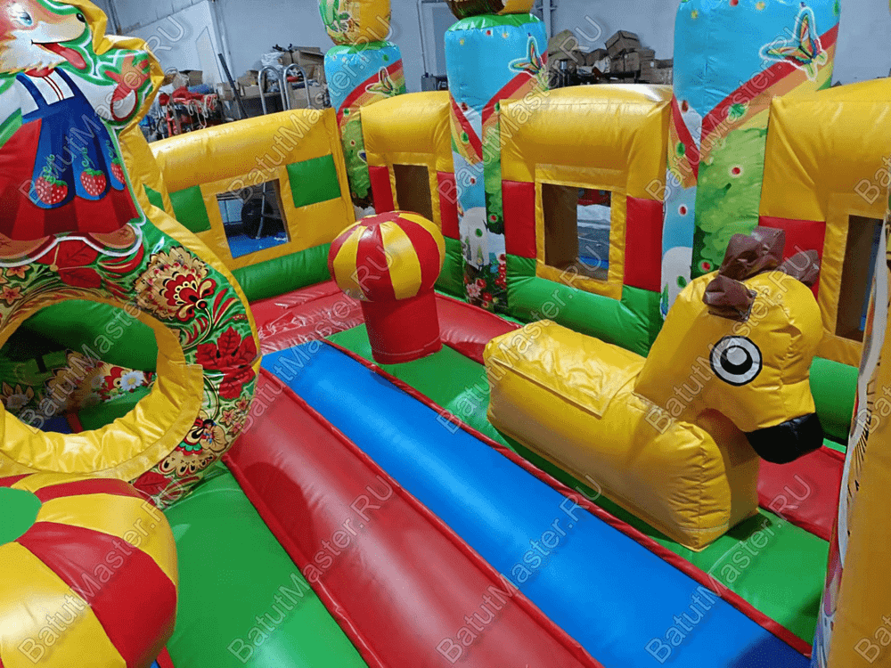Коммерческий надувной батут "Русские сказки", 5x5x3.5 м.