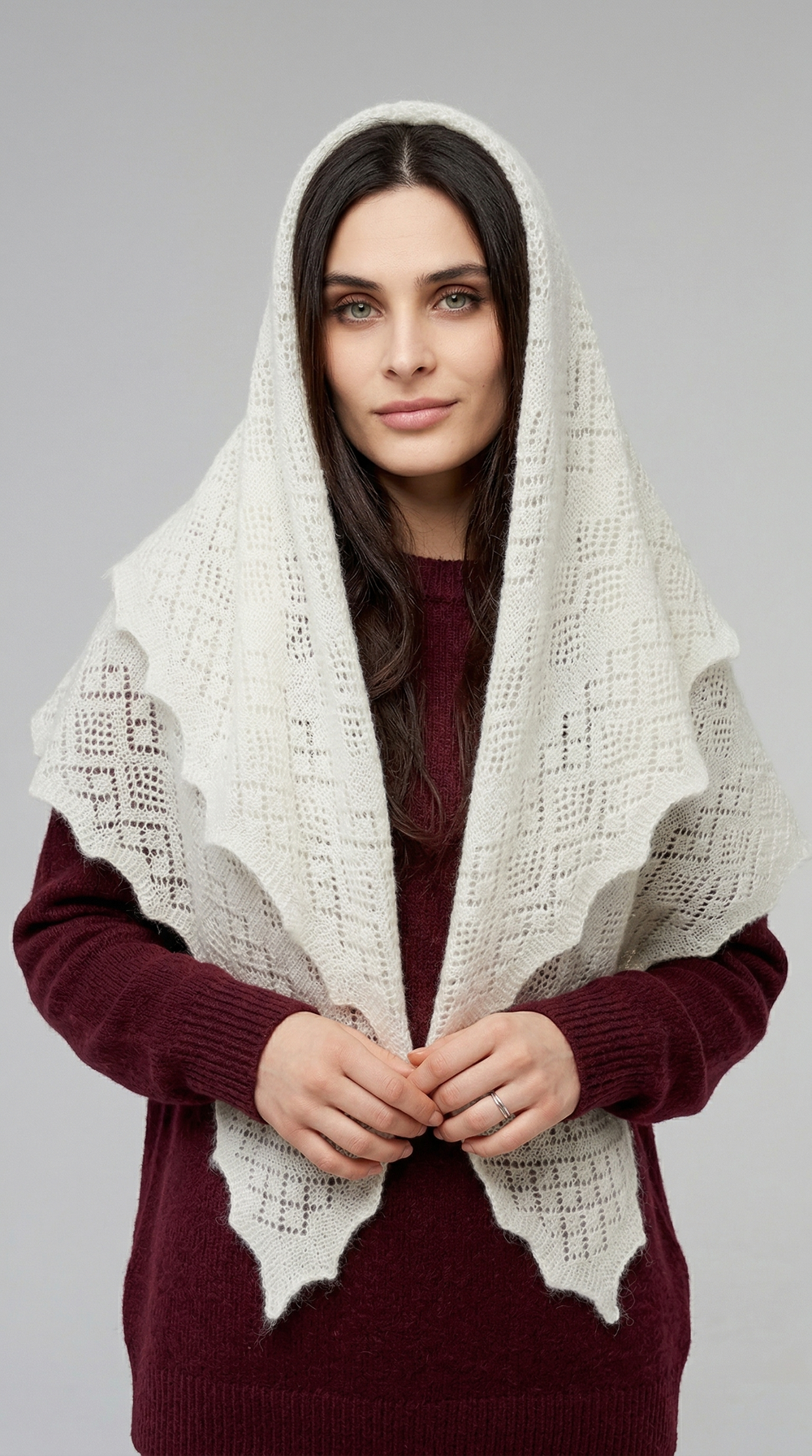 Оренбургский пуховый платок П4-110-02 экрю