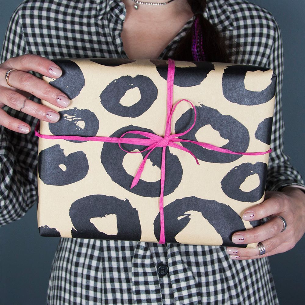 Упаковочная бумага, Крафт (0,7*1 м) Пятнистый принт, 1 шт.