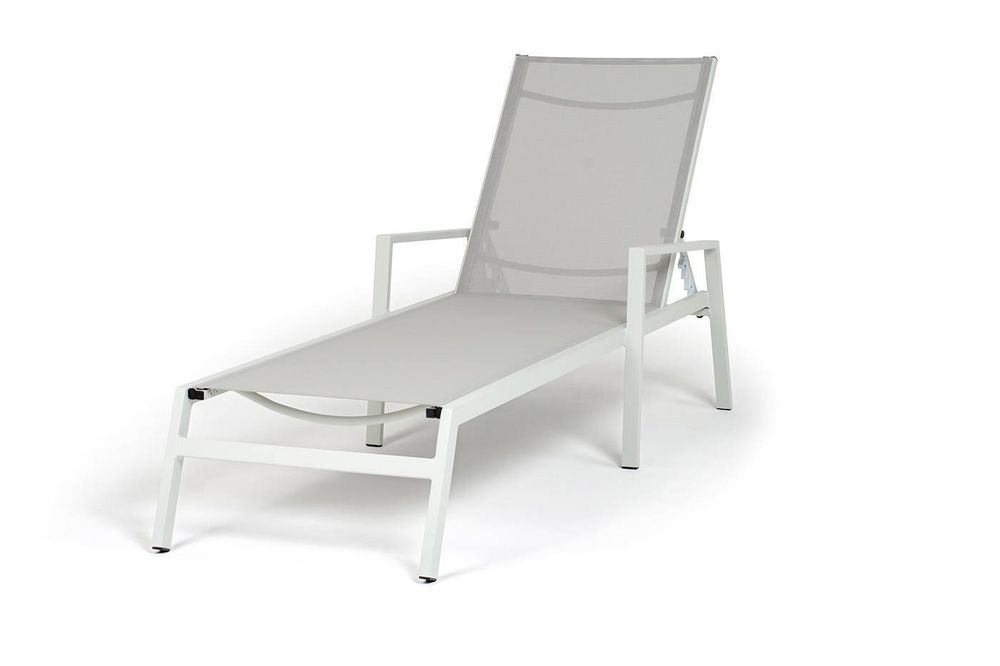 "Парма" шезлонг, каркас алюминий светло-серый (RAL7035) муар, ткань текстилен светло-серая