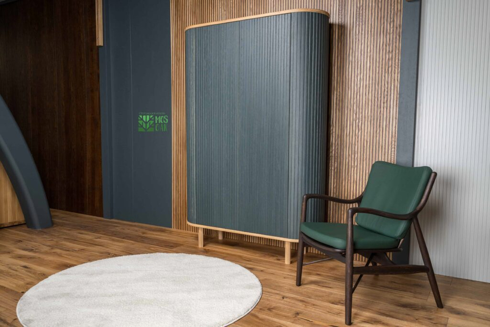 Дизайнерский шкаф из массива дуба Armonica